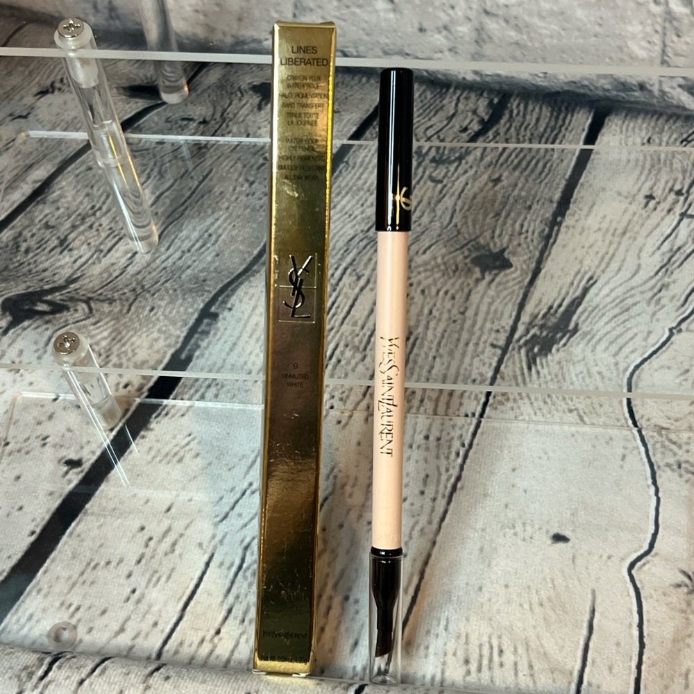 Yves Saint Laurent Eyeliner Crayon in Muted White